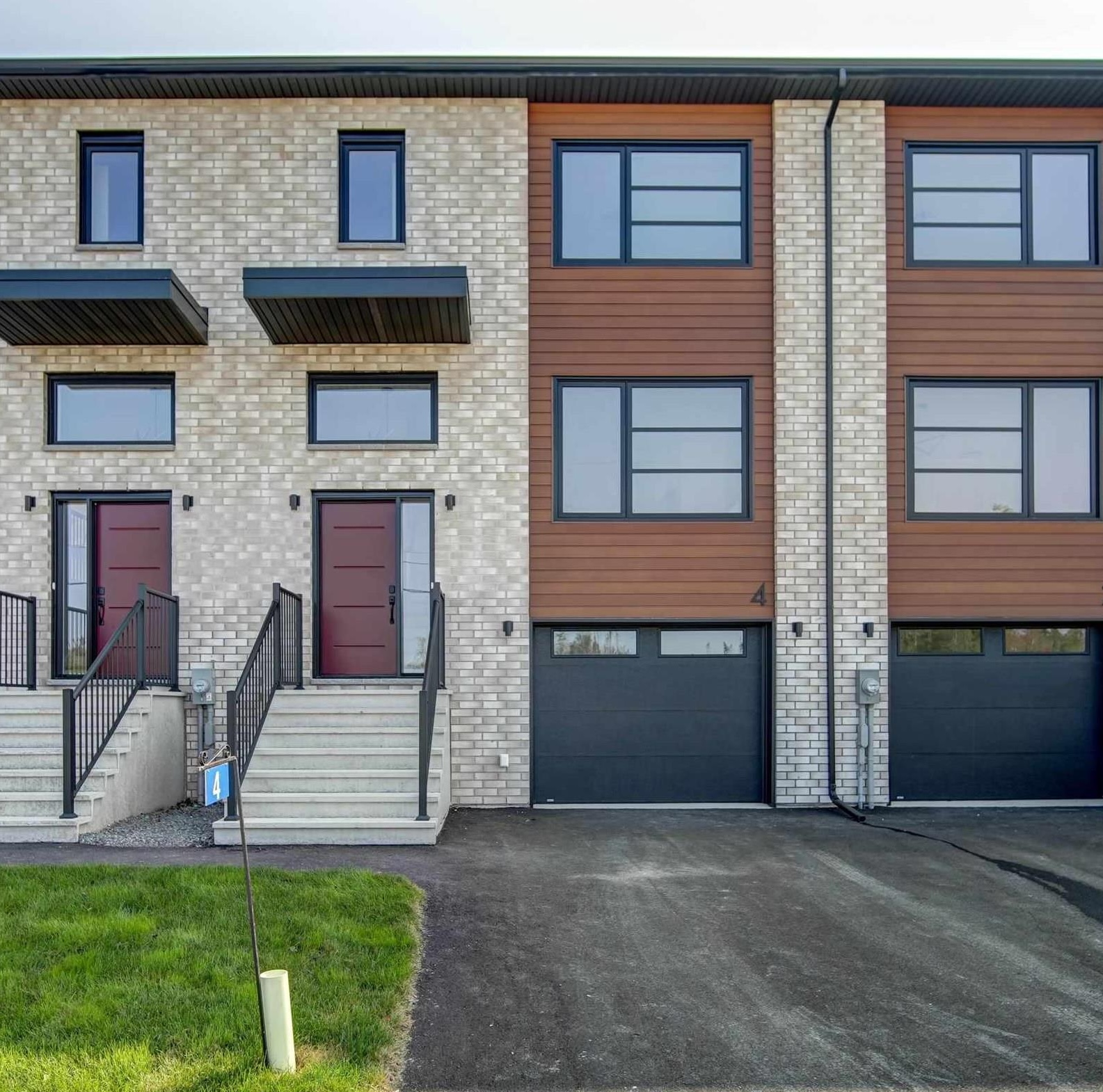 First-Time Homebuyers: The Allure of Semi-Detached Homes and Townhomes